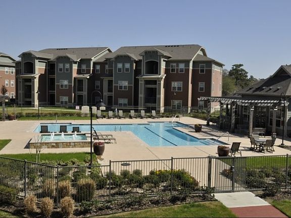 5th image of 16350 Ella Blvd APT 413