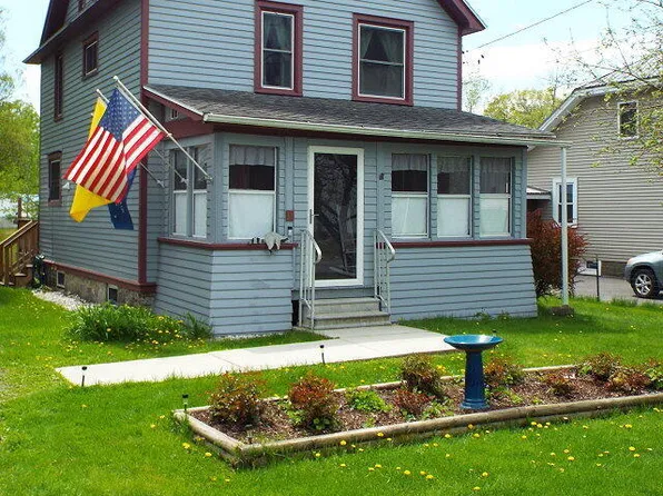 31 2nd Avenue, Mayfield, NY 12117