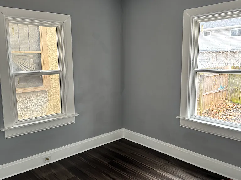 115 E 30th St #2 — Photo 15