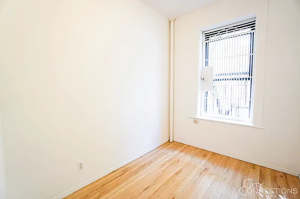 Rented by City Connections Realty | media 37