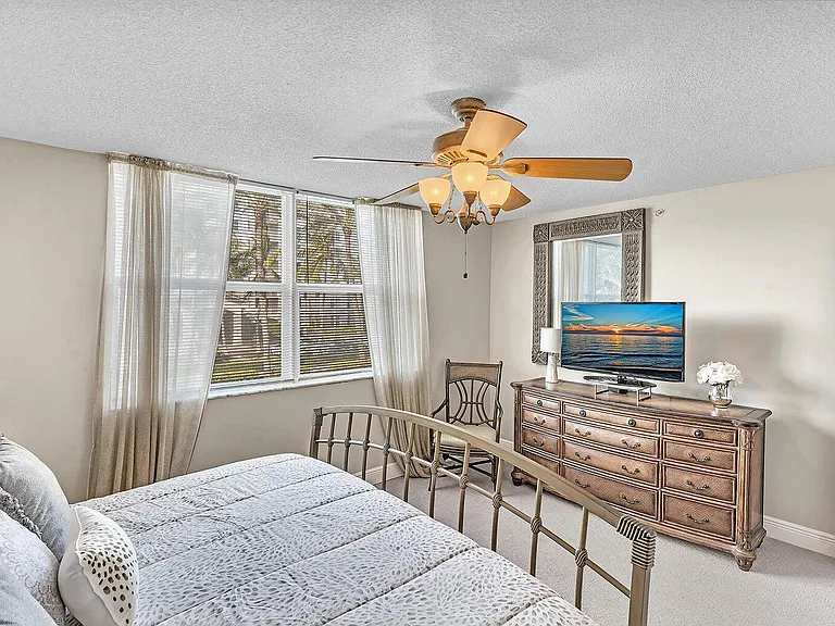 3606 S Ocean Blvd #205 — Photo 24