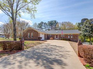 5013 Pleasant View Cir, Gainesville, GA 30504