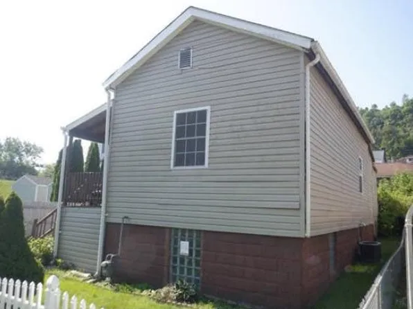 201 Bennett St, Bridgeport, OH 43912