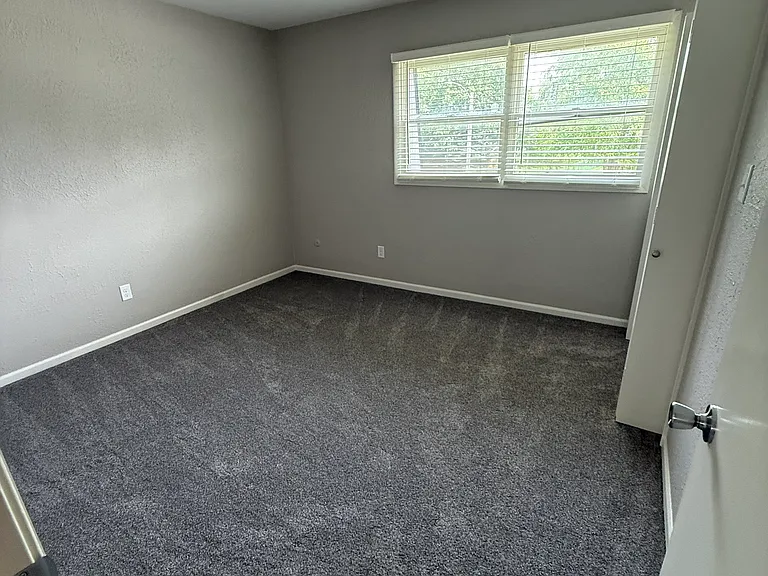 13930 S Marybrook Dr #A — Photo 10