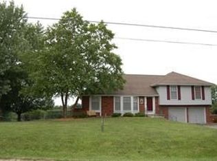 7528 Allman Rd, Lenexa, KS 66217