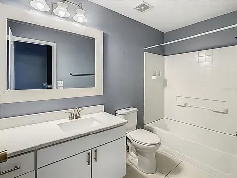 6761 Breezy Palm Dr — Photo 8