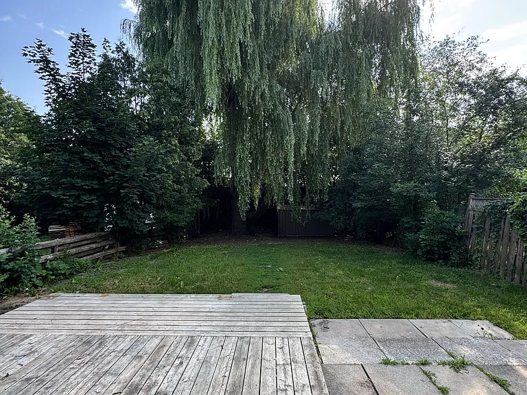 145 Penfield Dr — Photo 29