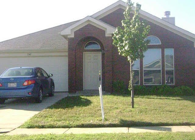 1st image of 1365 Meadowbrook Ln