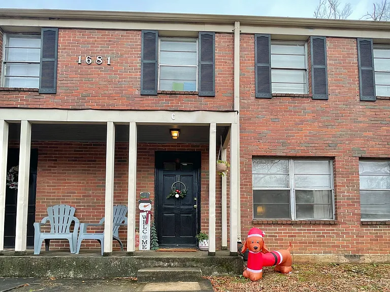 1655 Valley Ave — Photo 24