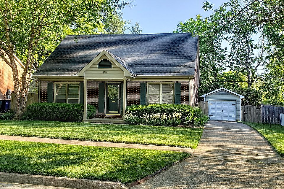 1st image of 1721 Brook Park Dr