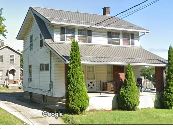 55 Poland Ave, Struthers, OH 44471