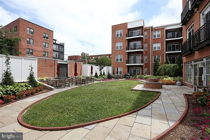 1451 Belmont St NW #212 — Photo 25