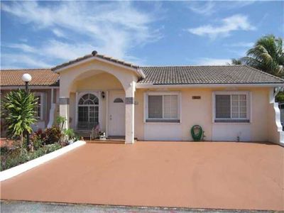 7663 NW 180th St, Hialeah, FL, 33015