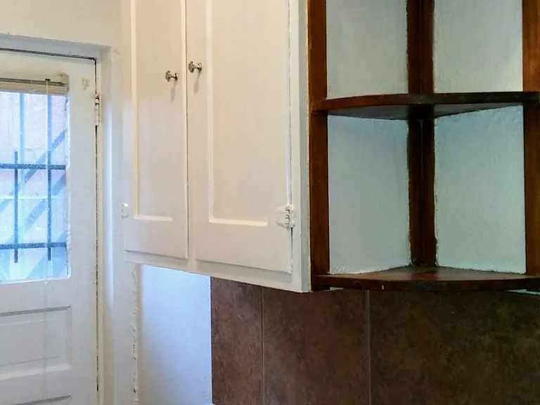 1100 N Emerson St #2 — Photo 15