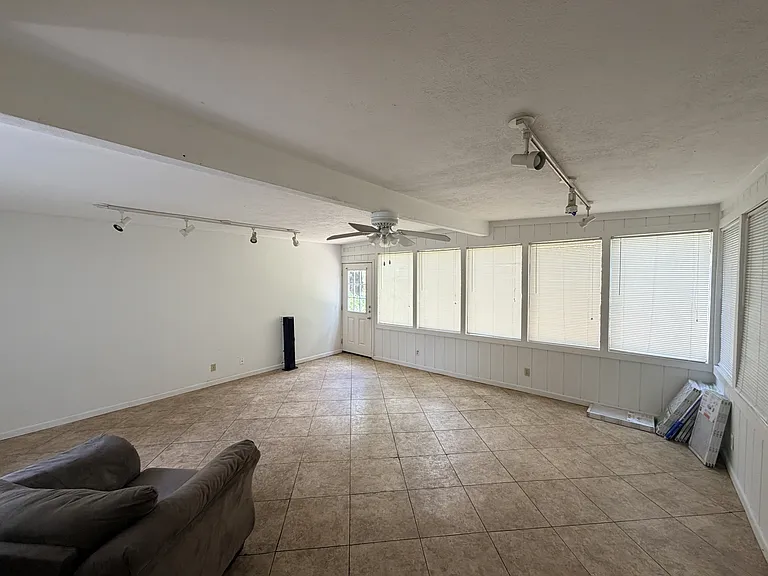 5030 Bonner Dr — Photo 11