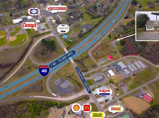 301 Crow Mountain Rd, Russellville, AR 72802