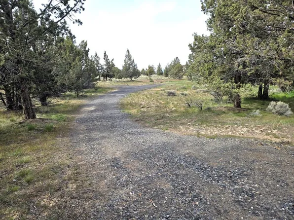 6555 SE Cedar Dr, Prineville, OR 97754