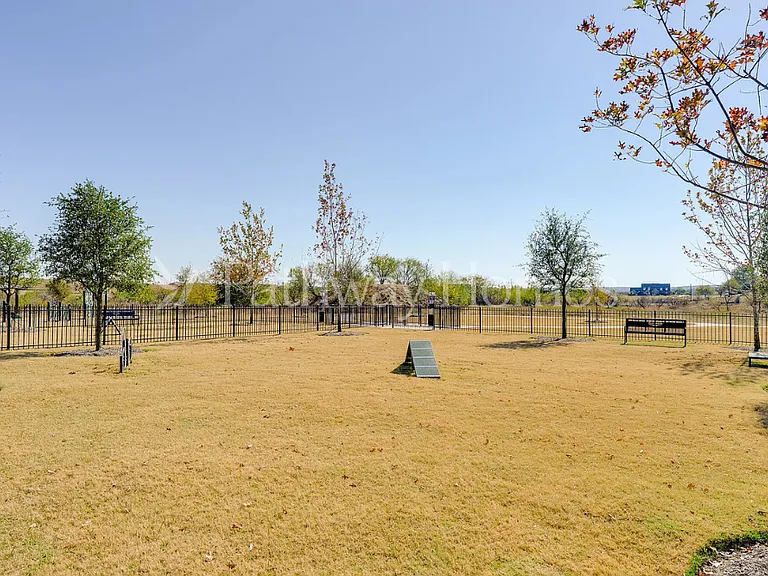 11104 Santana Dr — Photo 27