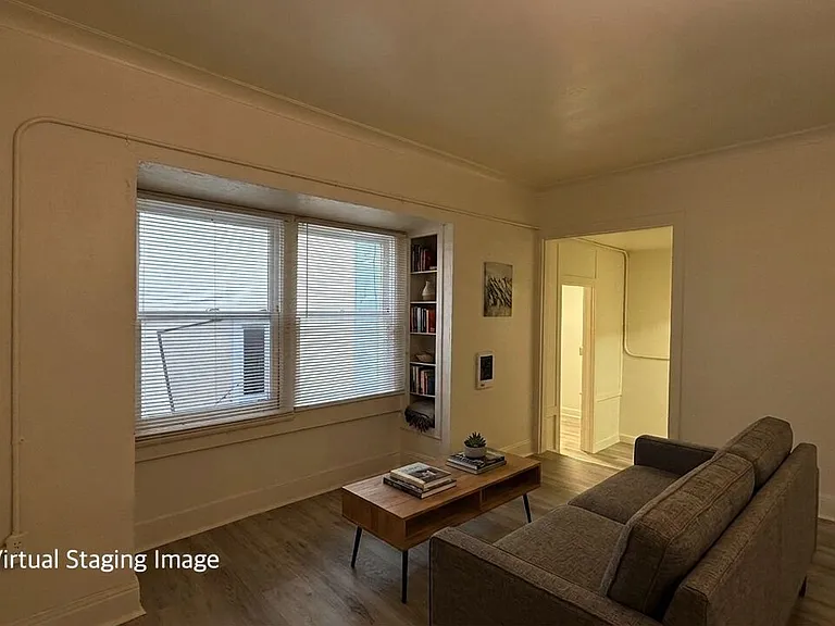 439 Lucas Ave #6 — Photo 4