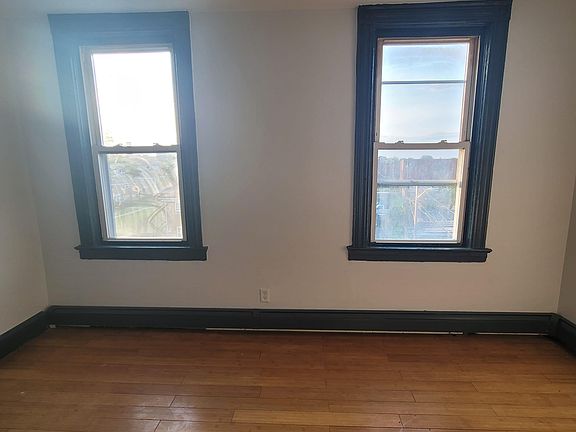 5th image of 9 Ellington St #3A