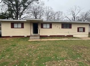 1652 Kentwood Dr, Jackson, MS 39212