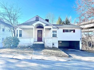 52 Goodwill Rd, Huntington, WV 25704