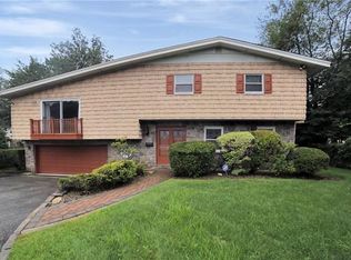 1 Clarendon Pl, Scarsdale, NY 10583