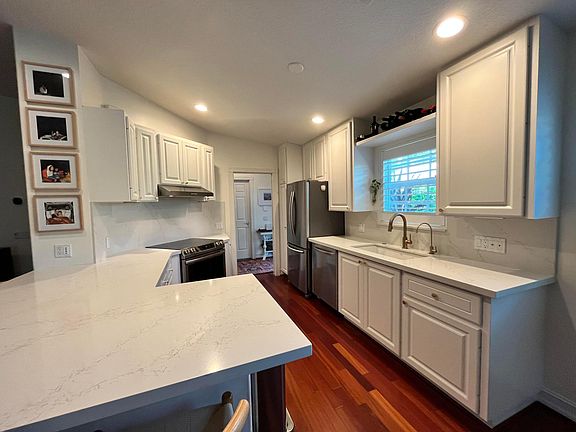 5th image of 8623 SE Retreat Drive