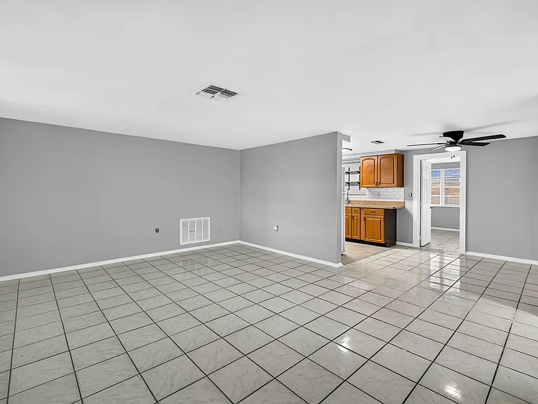 5629 Moog Rd — Photo 4
