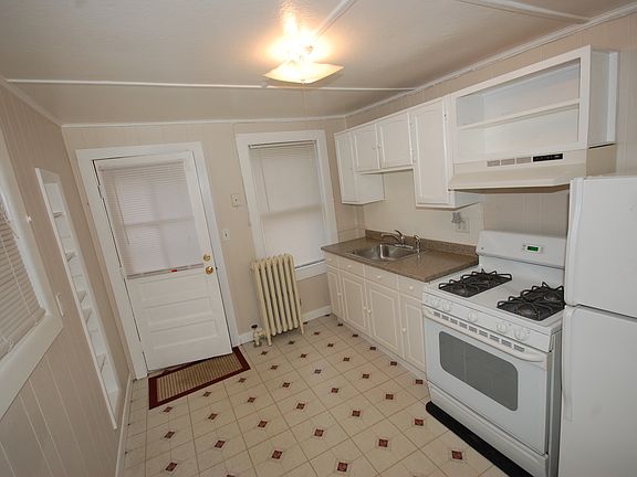 4th image of 192 E Central Street # Fl 2nd