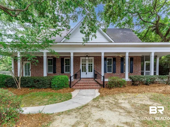 4 Echo Ln, Fairhope, AL 36532