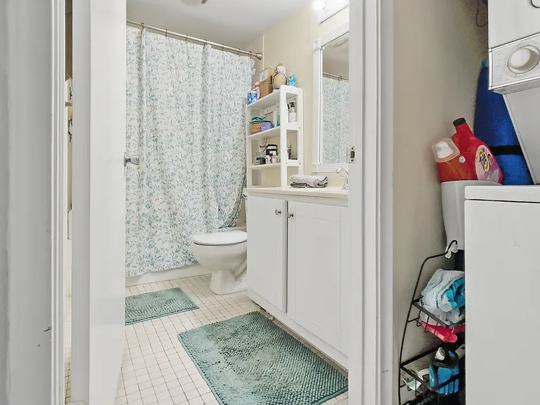 1200 SW 124th Ter #208O — Photo 10