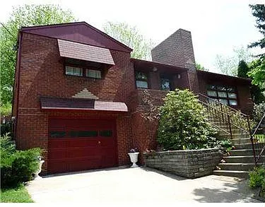 120 Lindenvale Dr photo 1