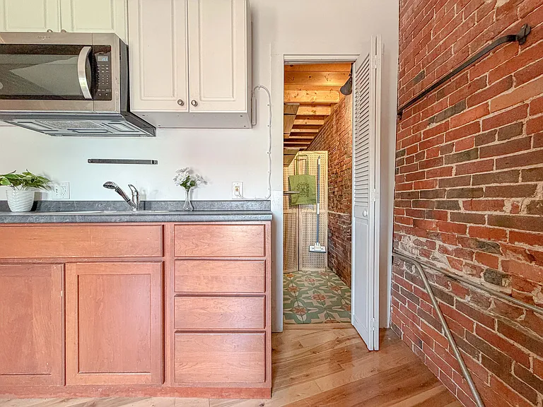 578 Congress St #3 — Photo 28