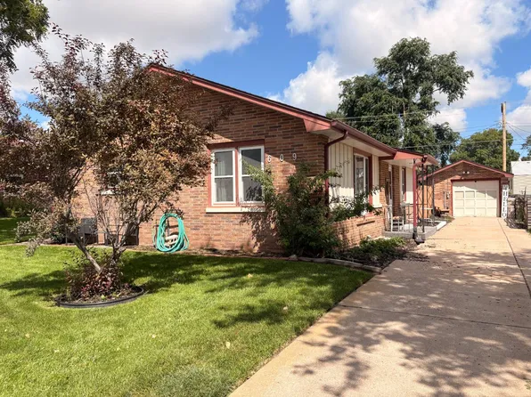 609 W 5th St, Ogallala, NE 69153