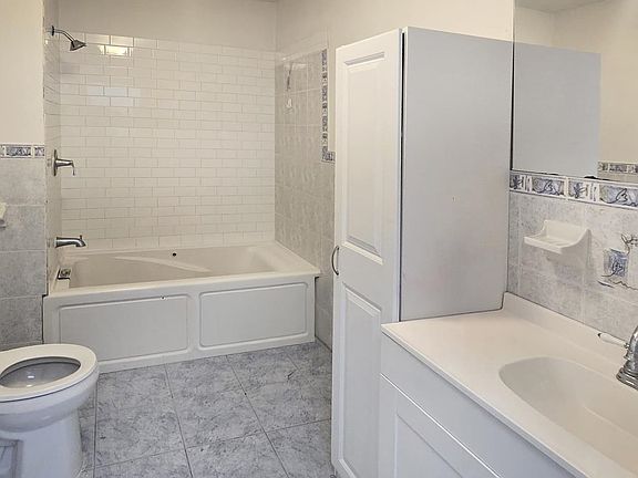 2nd image of 176 Arlington Ave #1
