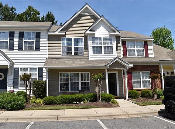 2nd image of 116 Mangum Cir