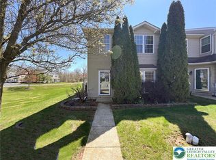 1233 Fieldstone Ct, Quakertown, PA 18951
