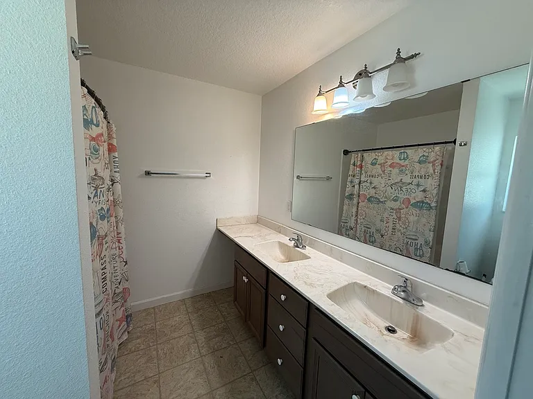 3288 NE Caitlin Ln — Photo 18