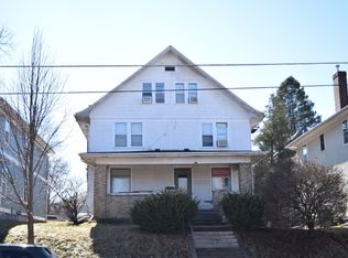 911 E Washington St #2, Iowa City, IA 52240