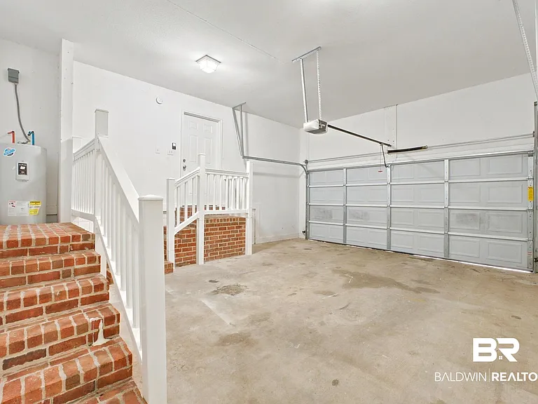 905 Ryan Ave — Photo 22
