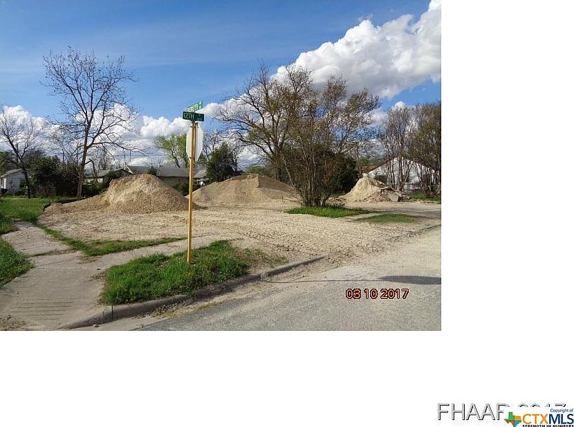 2nd image of 505 Brewster Ave
