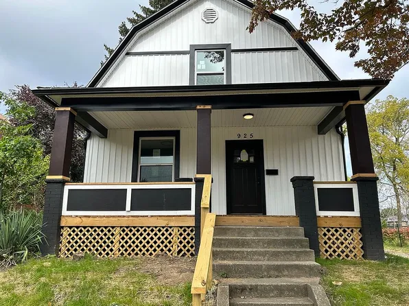 925 9th St NW, Canton, OH 44703