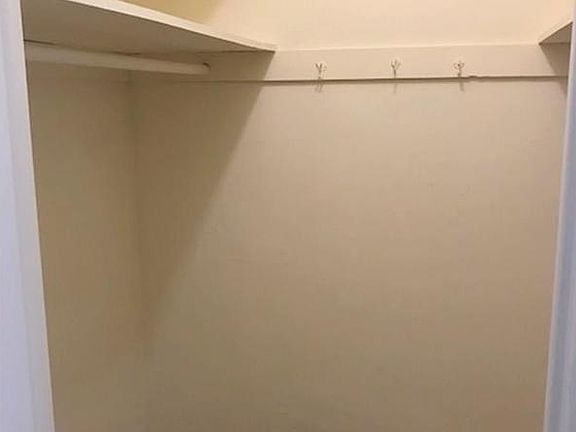 5th image of 500 W 235th St APT 1M