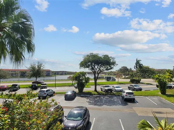 13255 SW 9th Ct APT 213G, Pembroke Pines, FL 33027