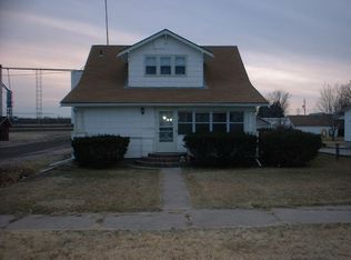 501 W 1st St, Big Springs, NE 69122