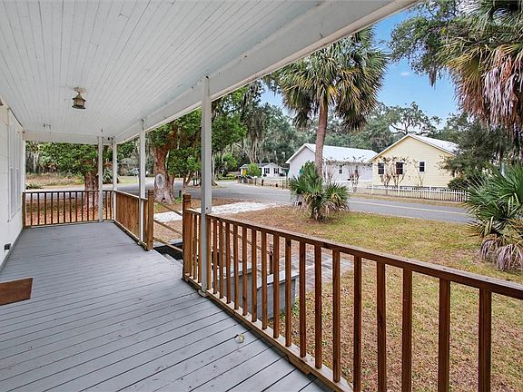 5th image of 1401 Wayne St