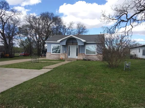 905 E 2nd St, Okmulgee, OK 74447