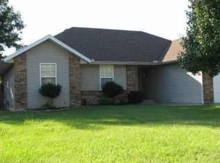 2327 S Thelma Ave, Springfield, MO 65807