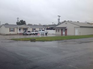 2013 State St, Washington, IN 47501